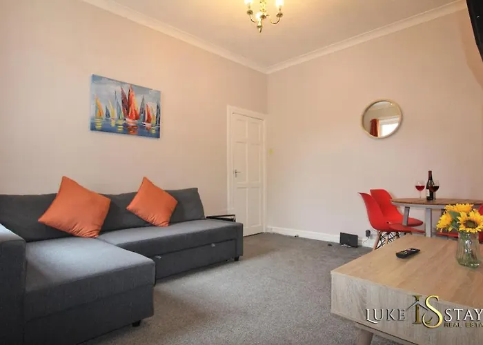 Luke Stays - Nicholson Terrace