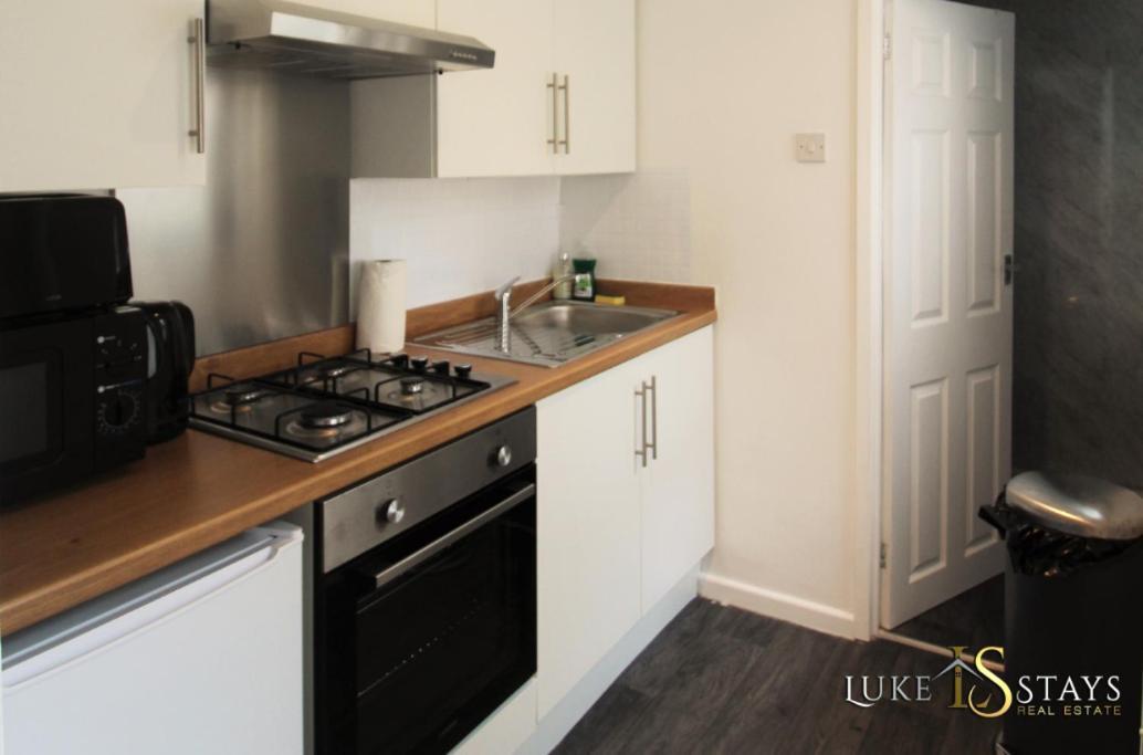 Luke - Nicholson Terrace Appartement